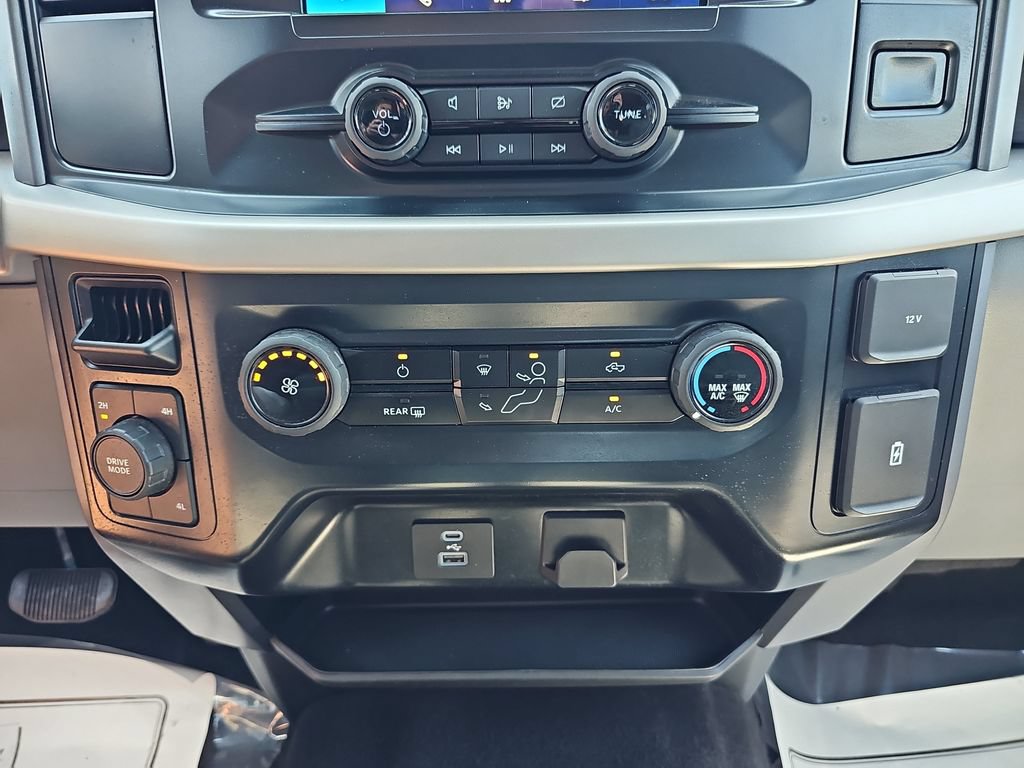 Used 2023 Ford F150 XLT AWD/4WD image 23
