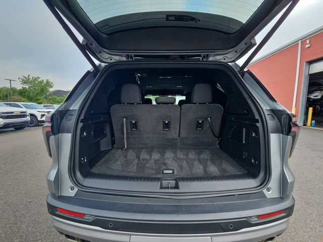Used 2024 Chevrolet Traverse Z71 AWD/4WD image 28