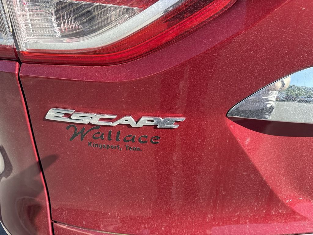 Used 2015 Ford Escape Titanium AWD/4WD image 7