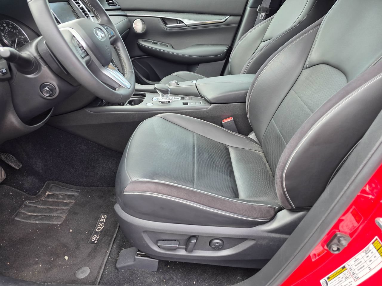 Used 2023 INFINITI QX55 Sensory w/ Lighting Package AWD/4WD image 10