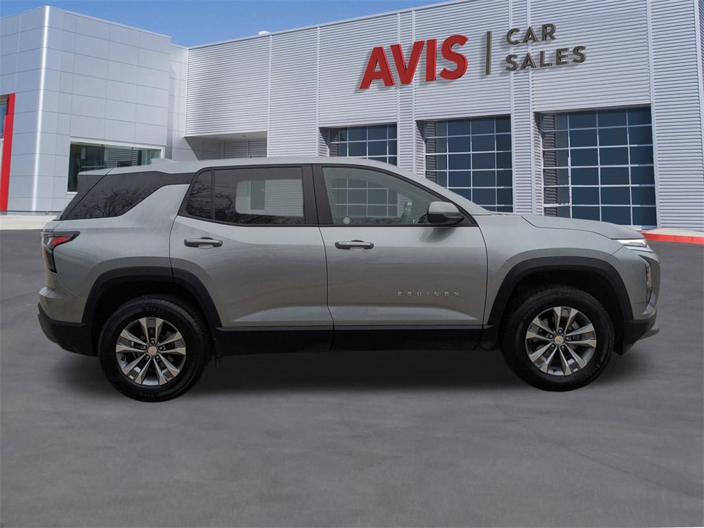 Used 2025 Chevrolet Equinox LT image 5