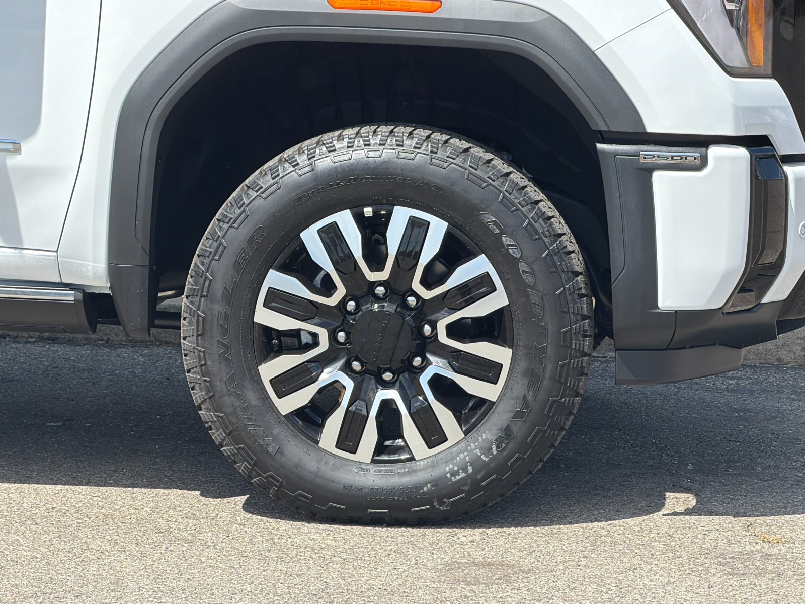 New 2026 GMC Sierra 2500 Denali Ultimate w/ Max Trailering Package AWD/4WD image 24