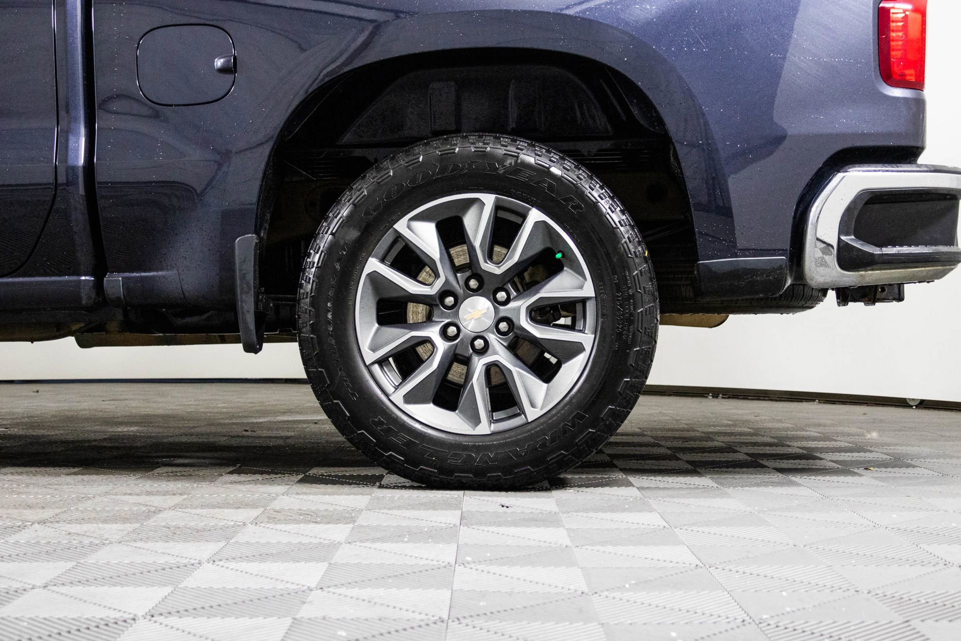 Certified 2023 Chevrolet Silverado 1500 LT image 45