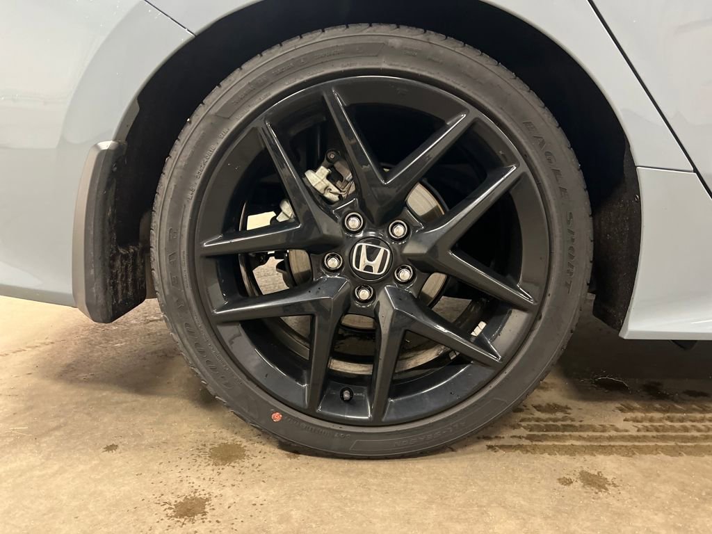Used 2023 Honda Civic Sport image 9
