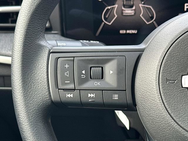 New 2025 Nissan Kicks SV w/ SV Premium Package image 18