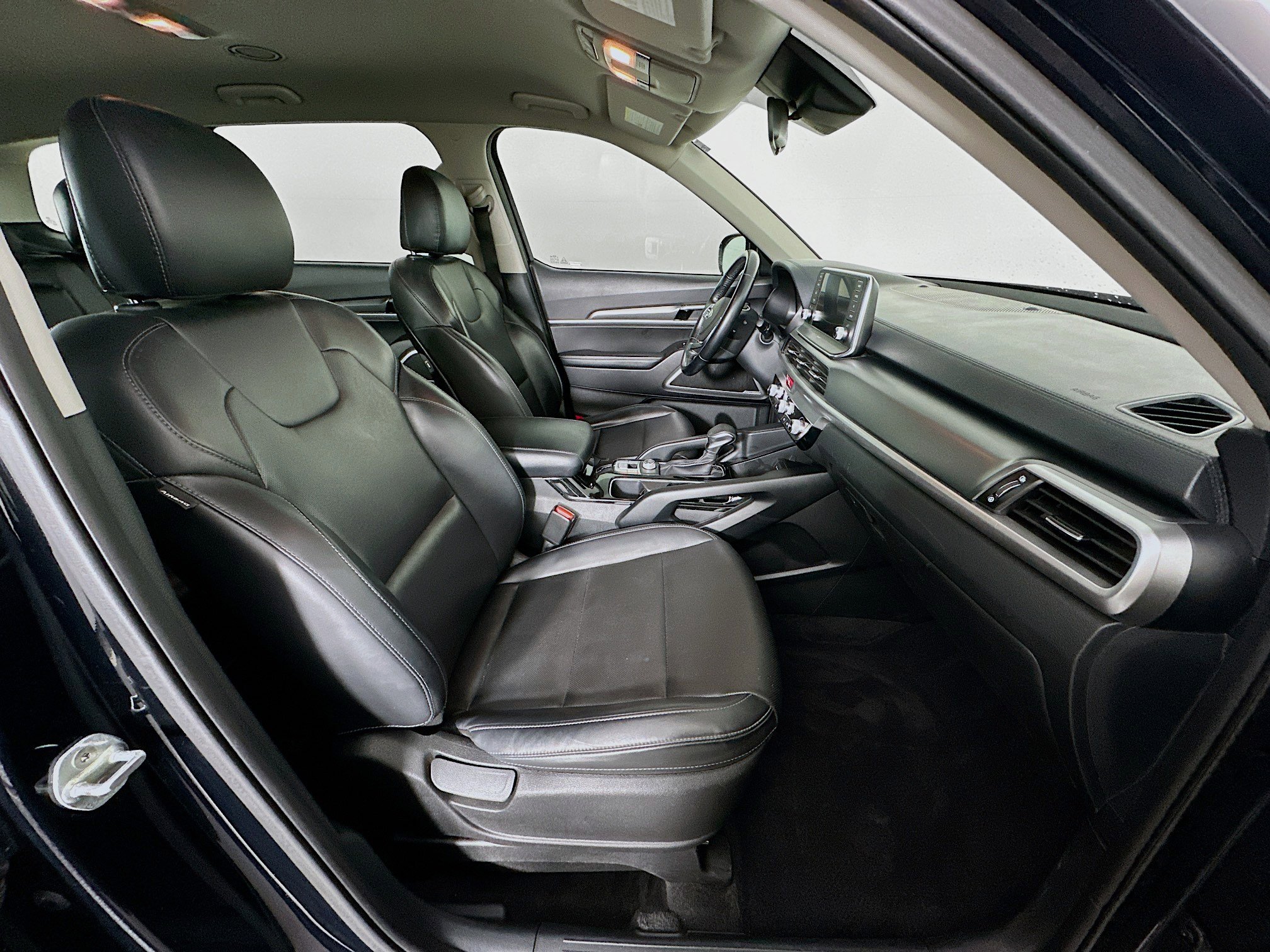 Used 2021 Kia Telluride LX image 32