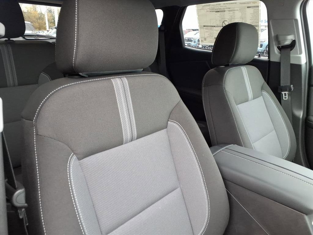 New 2025 Chevrolet Blazer LT w/ Midnight/Sport Edition image 21