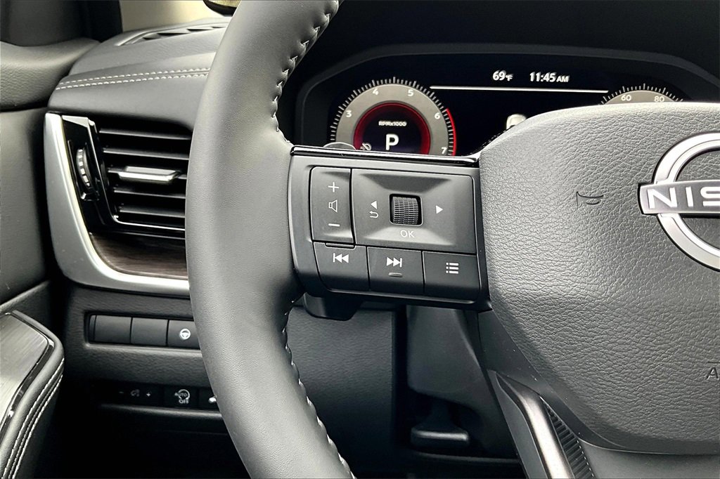 New 2026 Nissan Rogue Platinum image 19