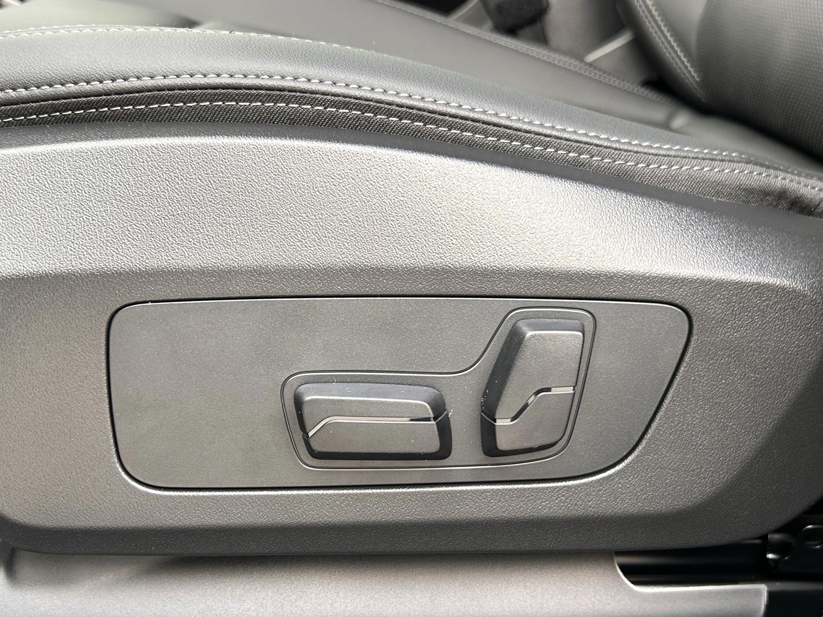 Used 2026 BMW X1 xDrive28i w/ Convenience Package image 23