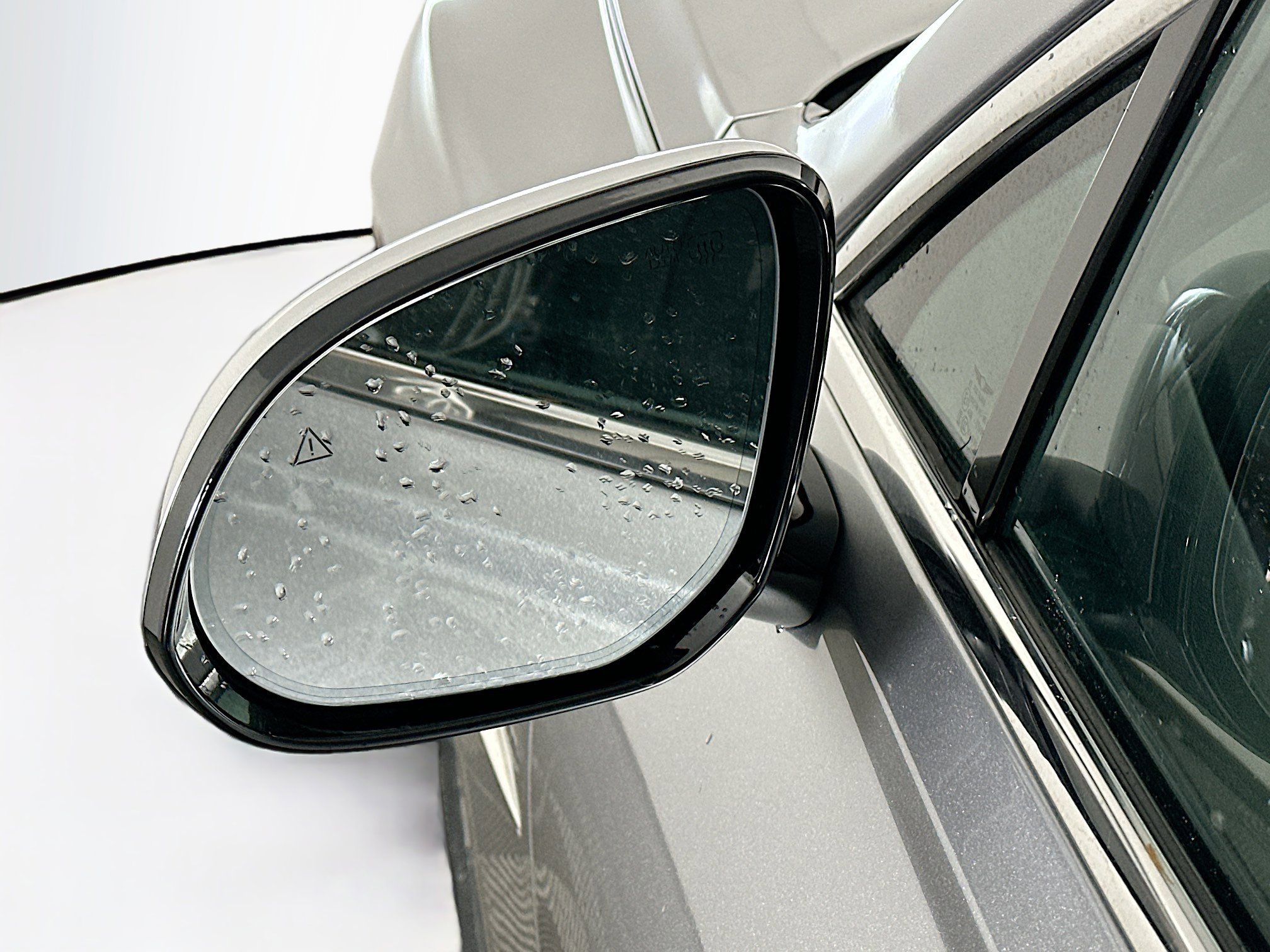 Used 2024 Genesis GV80 2.5T image 16