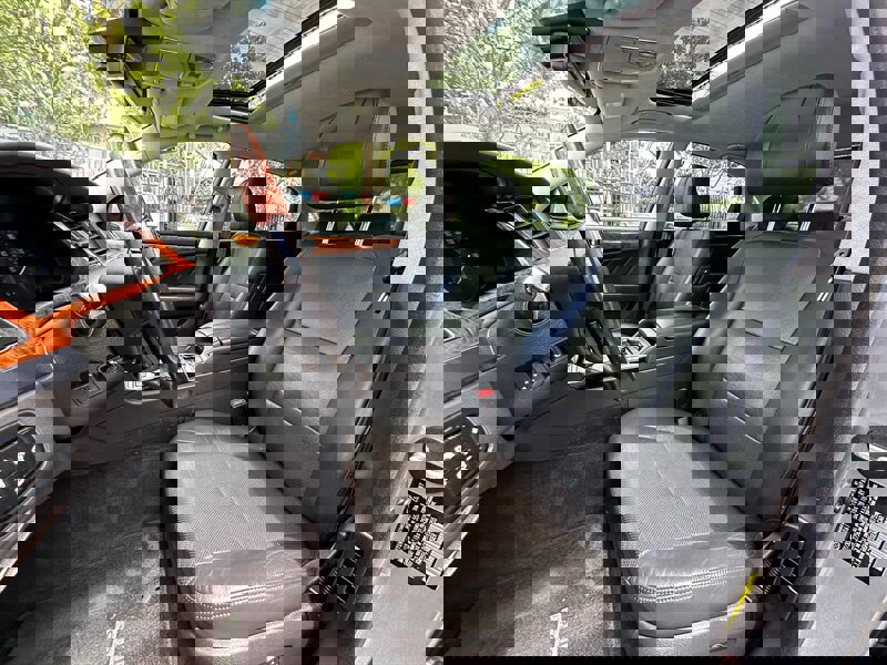 Used 2014 Hyundai Equus Signature RWD image 12