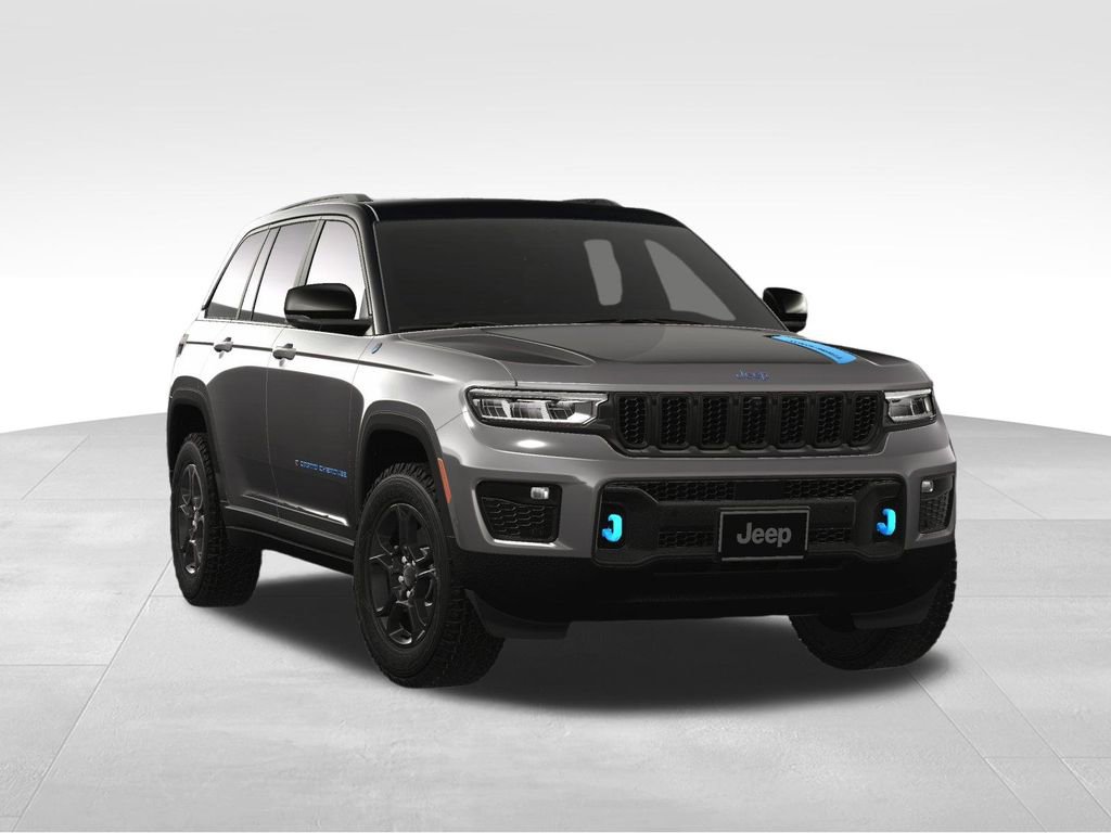 New 2024 Jeep Grand Cherokee Trailhawk w/ Advanced Protech Group II AWD/4WD image 9