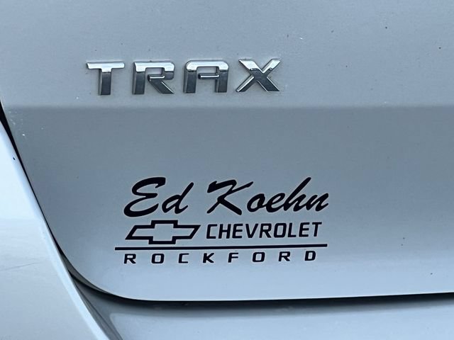 Used 2018 Chevrolet Trax LT w/ LT Convenience Package FWD image 39
