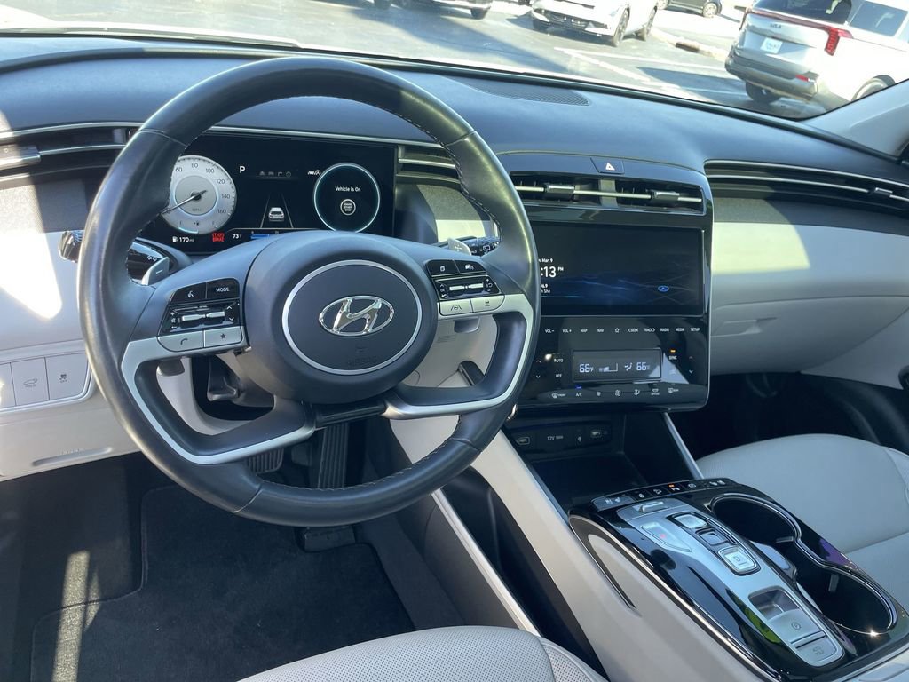Used 2022 Hyundai Tucson Limited image 11