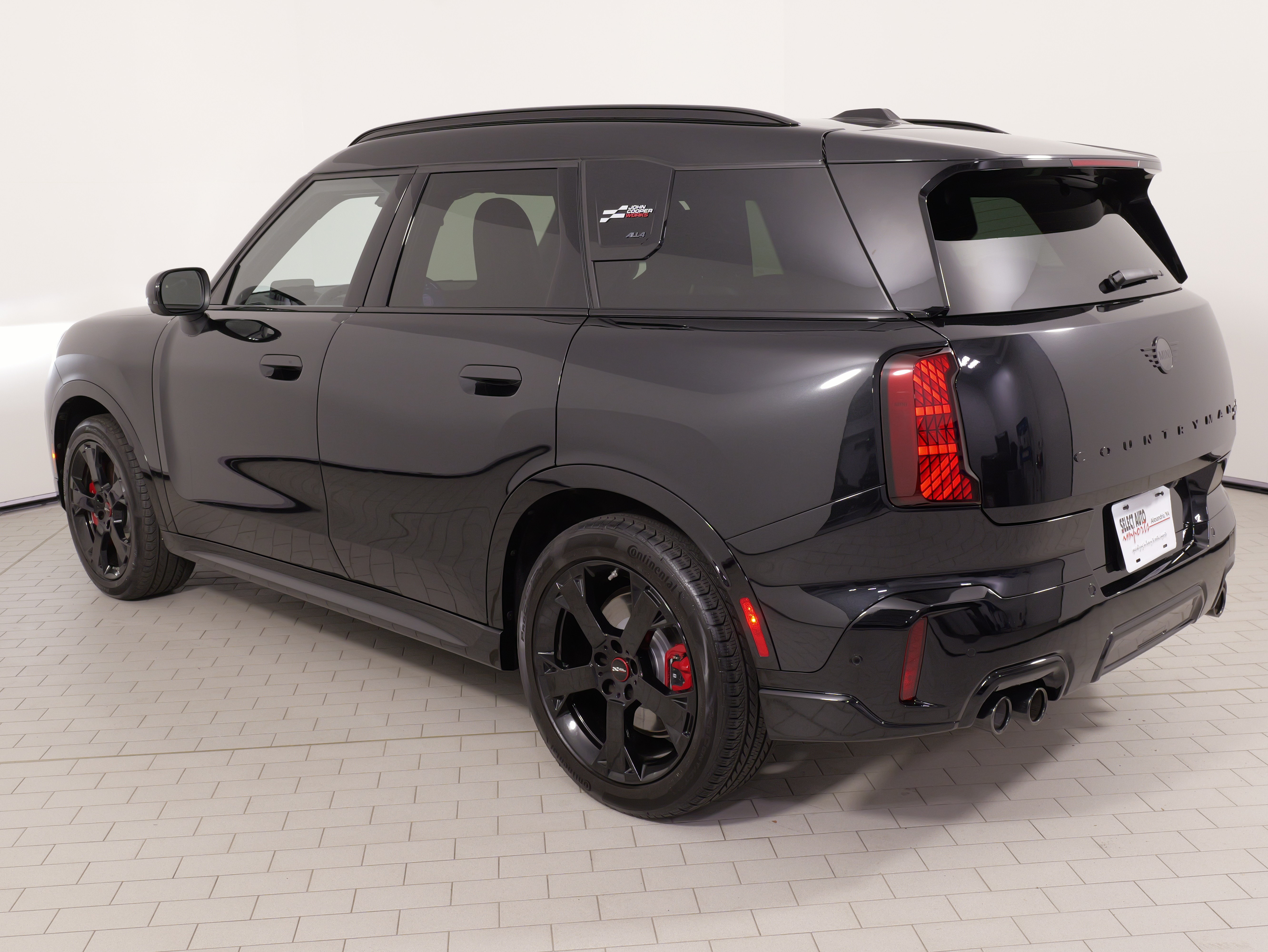 Used 2025 MINI Cooper Countryman John Cooper Works w/ Comfort Package Max AWD/4WD image 13