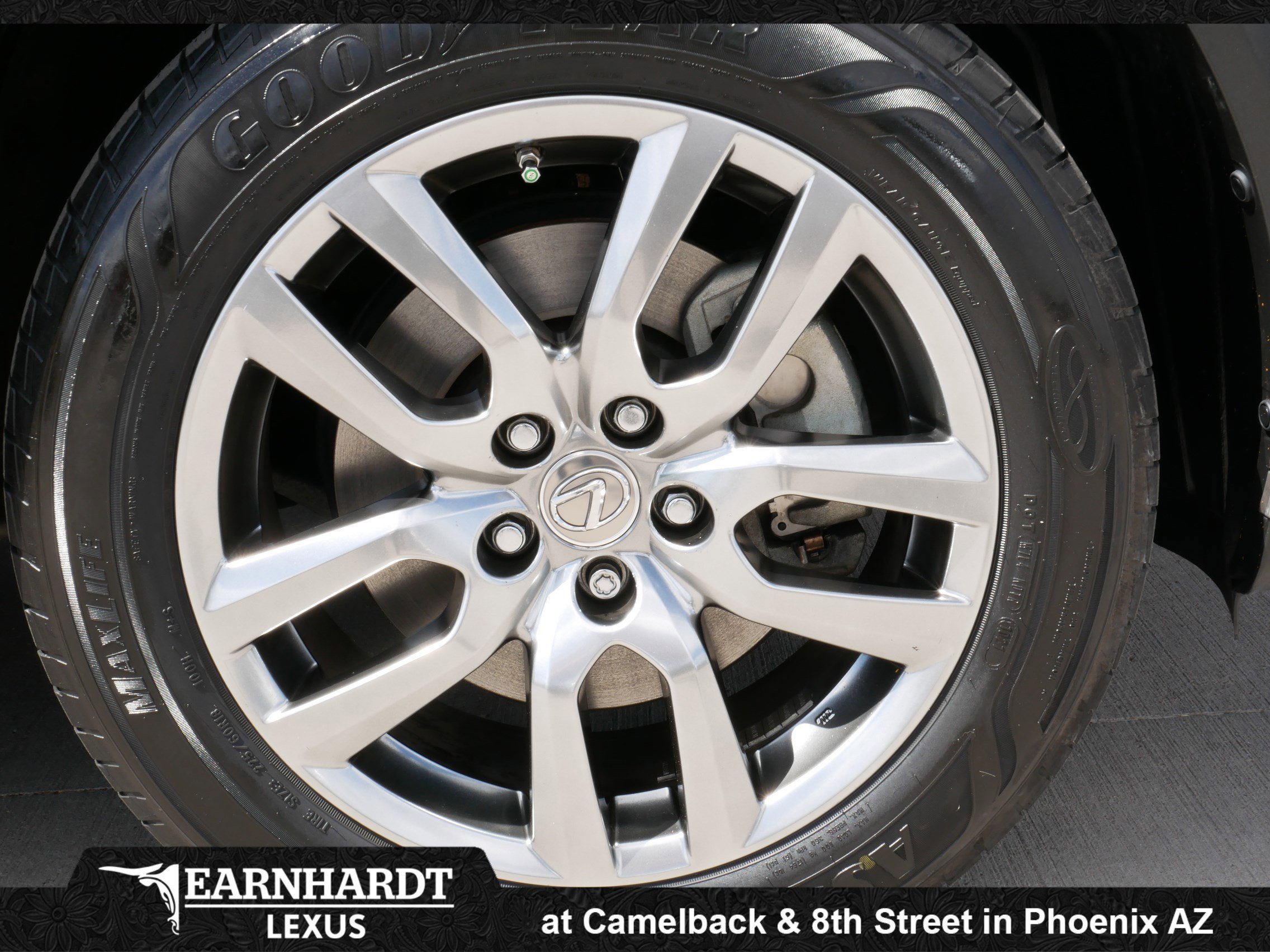 Used 2016 Lexus NX 200t FWD w/ Premium Package image 19