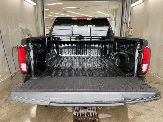 New 2025 GMC Sierra 1500 SLE image 12