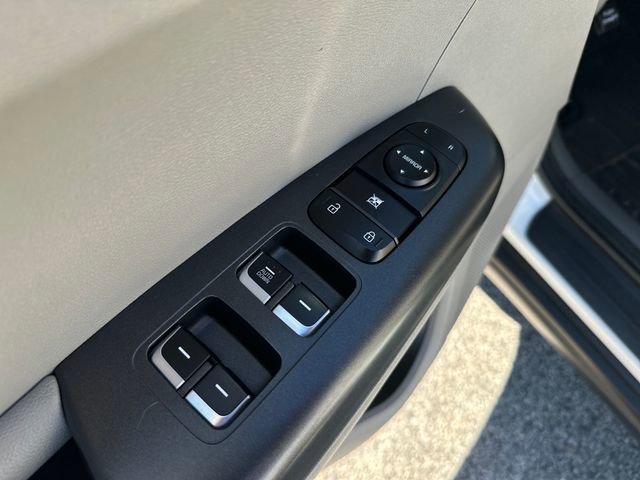 Used 2019 Kia Sportage LX image 11