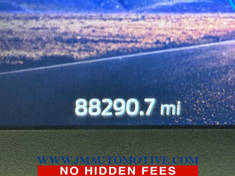 Used 2021 Ford Explorer ST w/ Equipment Group 401A image 25