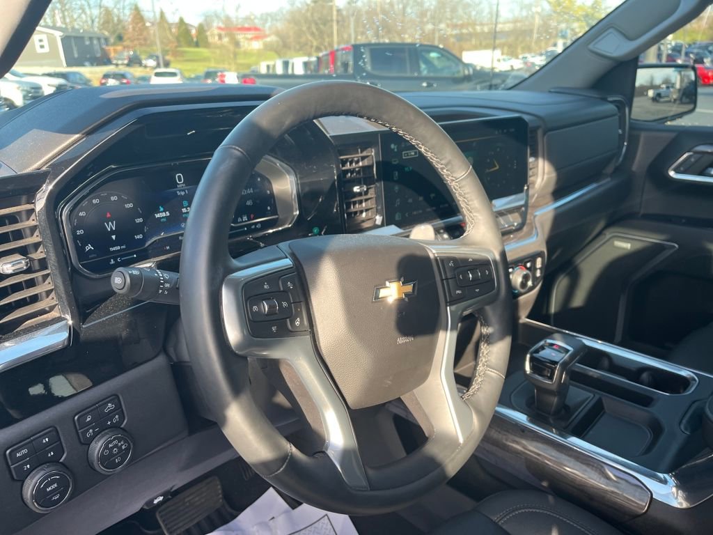 Used 2024 Chevrolet Silverado 1500 LTZ w/ LTZ Convenience Package II image 10
