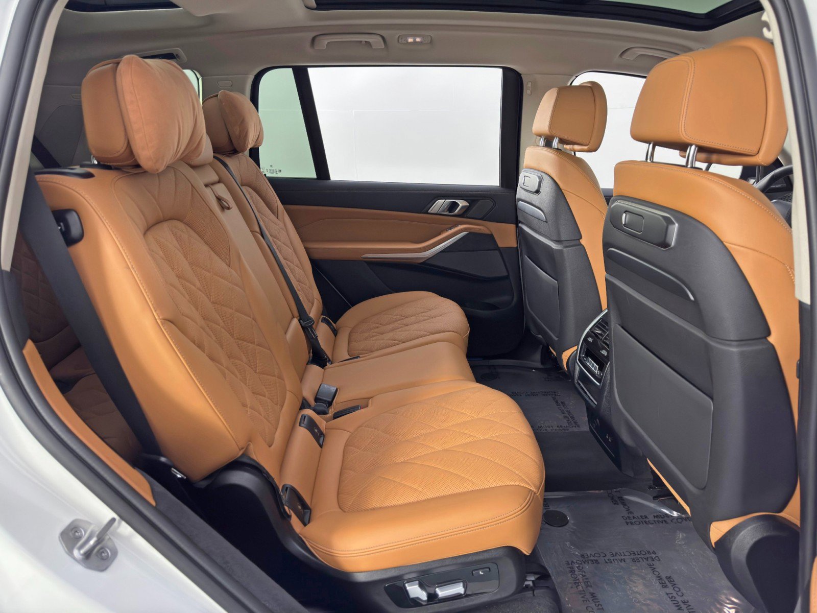 Used 2023 BMW X7 xDrive40i w/ Premium Package image 44