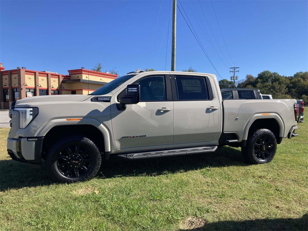 New 2026 GMC Sierra 2500 AT4 image 7