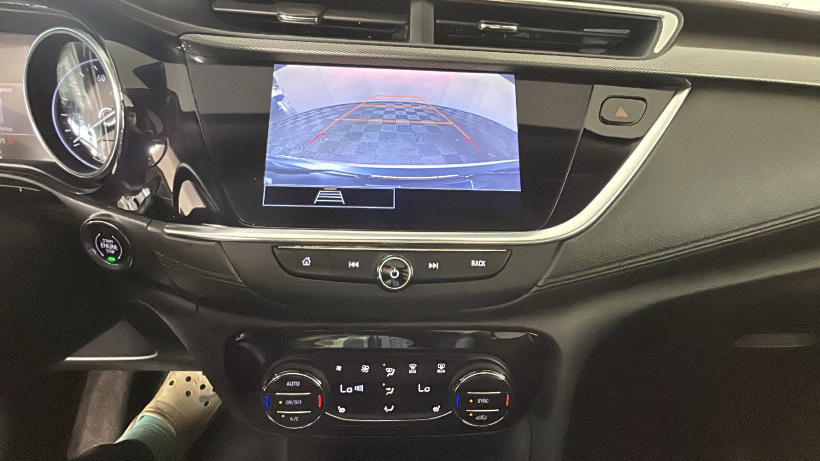 Used 2023 Buick Encore GX Essence w/ Experience Buick Package FWD image 30
