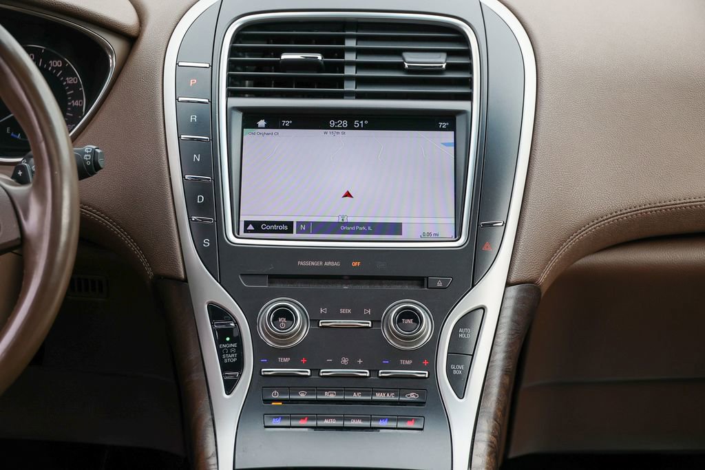 Used 2016 Lincoln MKX Reserve w/ Climate Package image 14