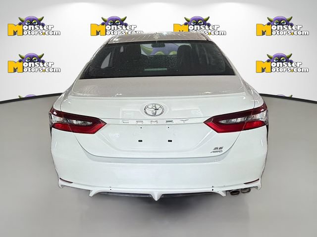 Used 2022 Toyota Camry SE AWD/4WD image 5