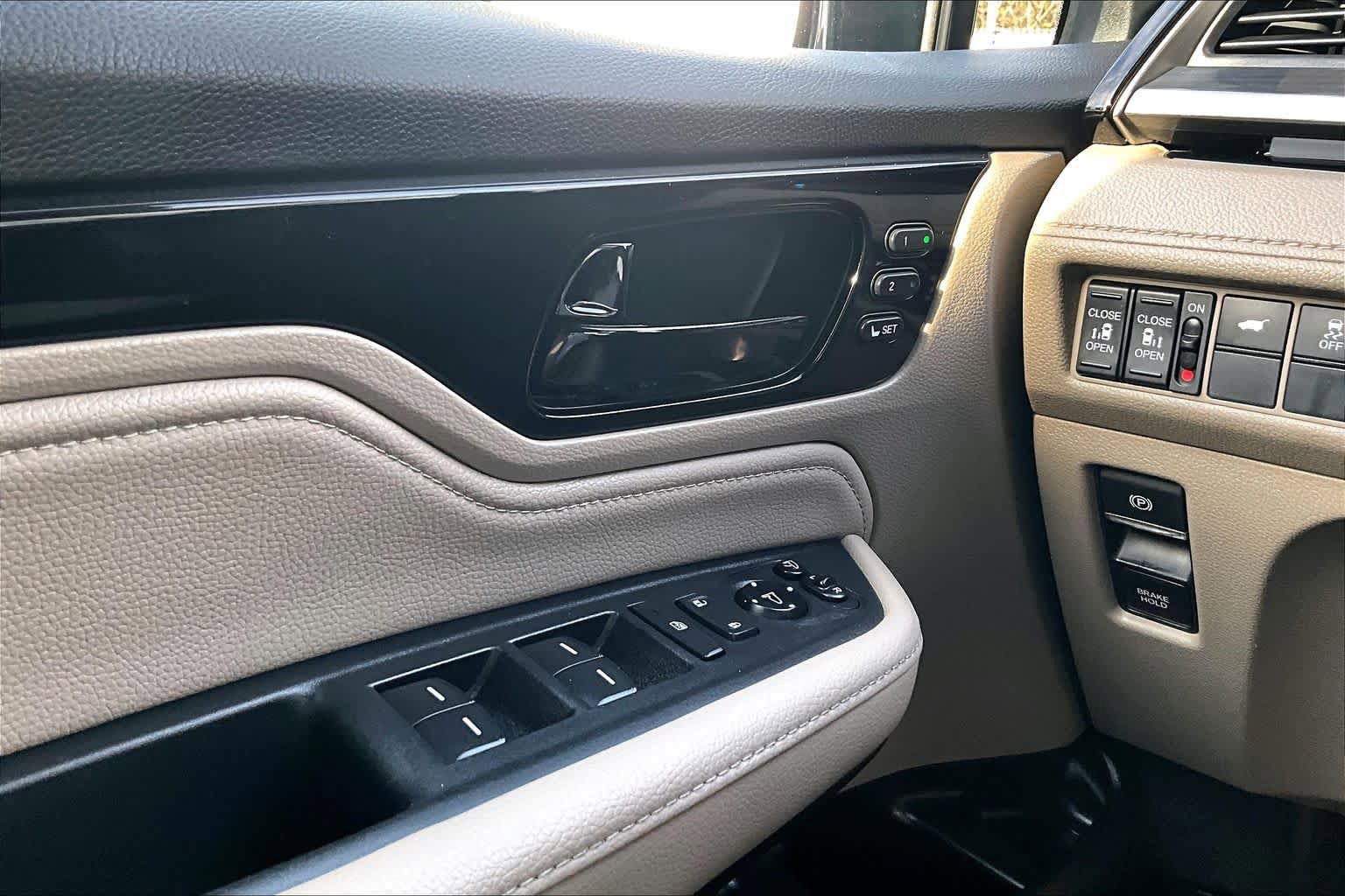 Used 2023 Honda Odyssey Elite image 33