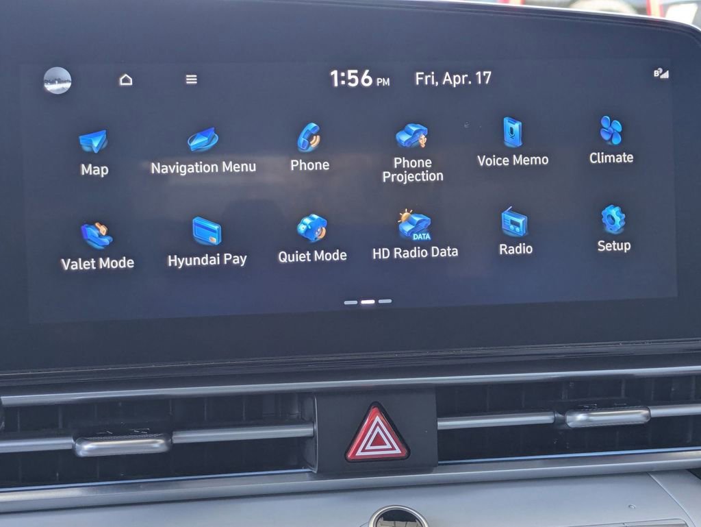 Used 2025 Hyundai Elantra Limited FWD image 18