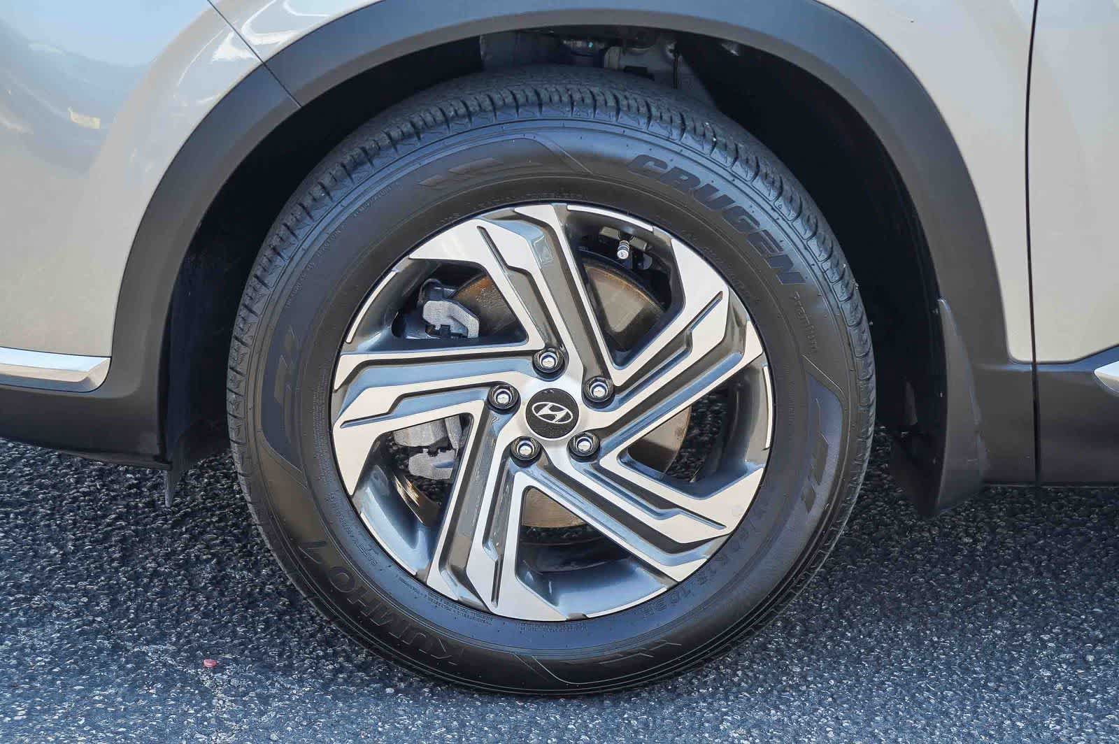 Certified 2023 Hyundai Santa Fe SEL w/ Premium Package FWD image 12