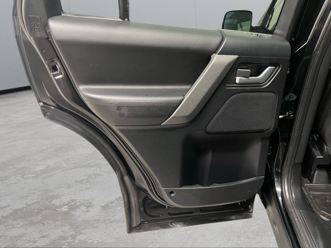 Used 2008 Land Rover LR2 HSE image 28