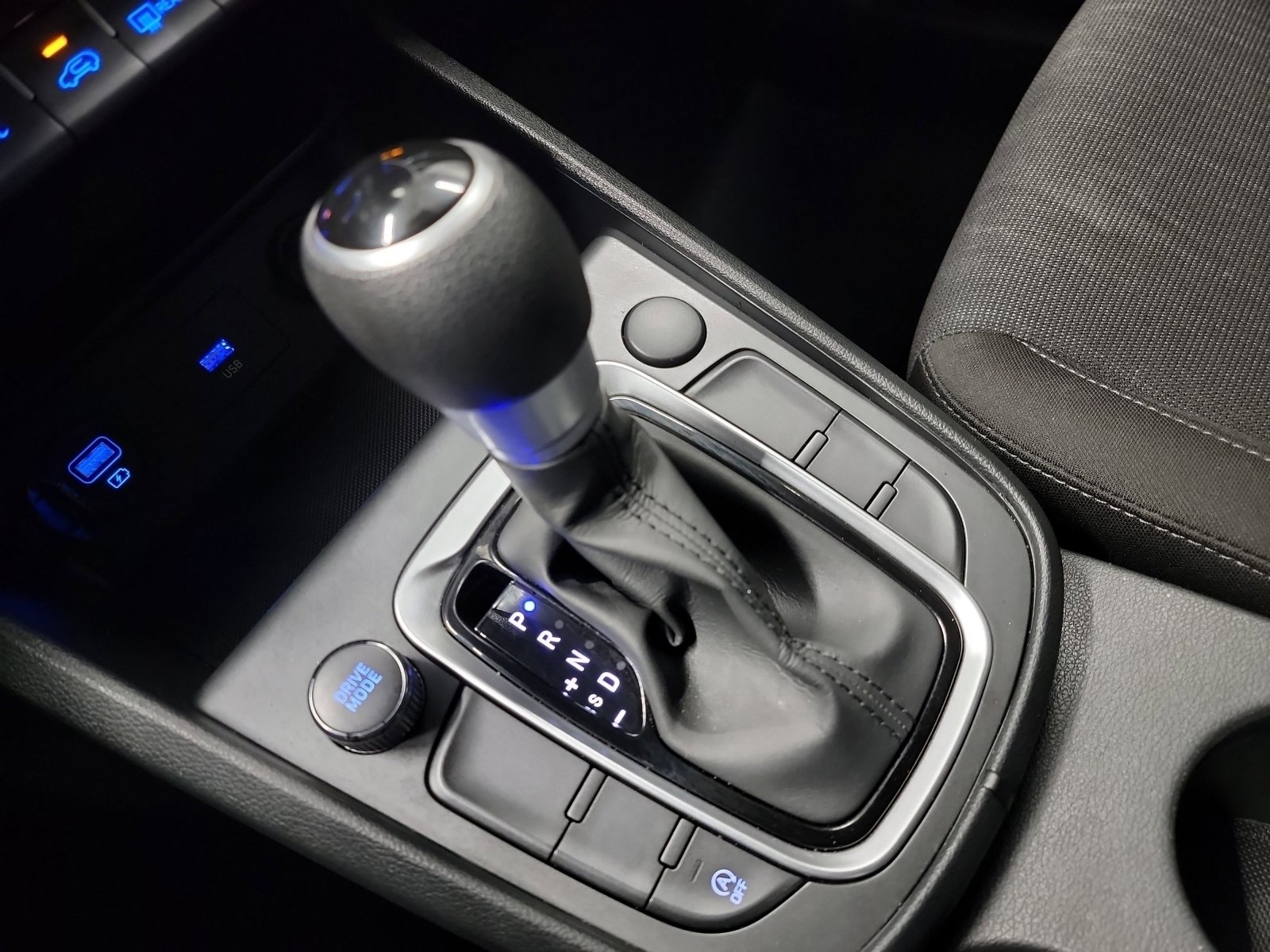 Used 2022 Hyundai Kona SEL FWD image 26