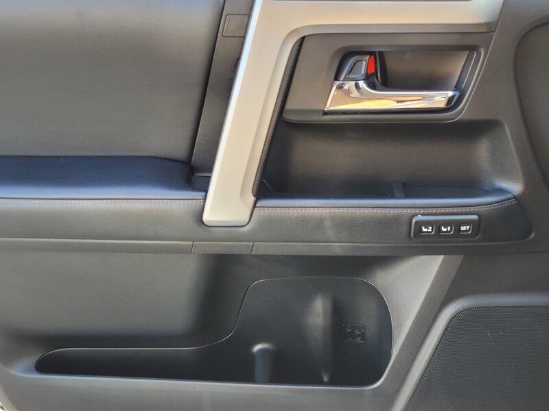 Used 2021 Toyota 4Runner Limited image 29