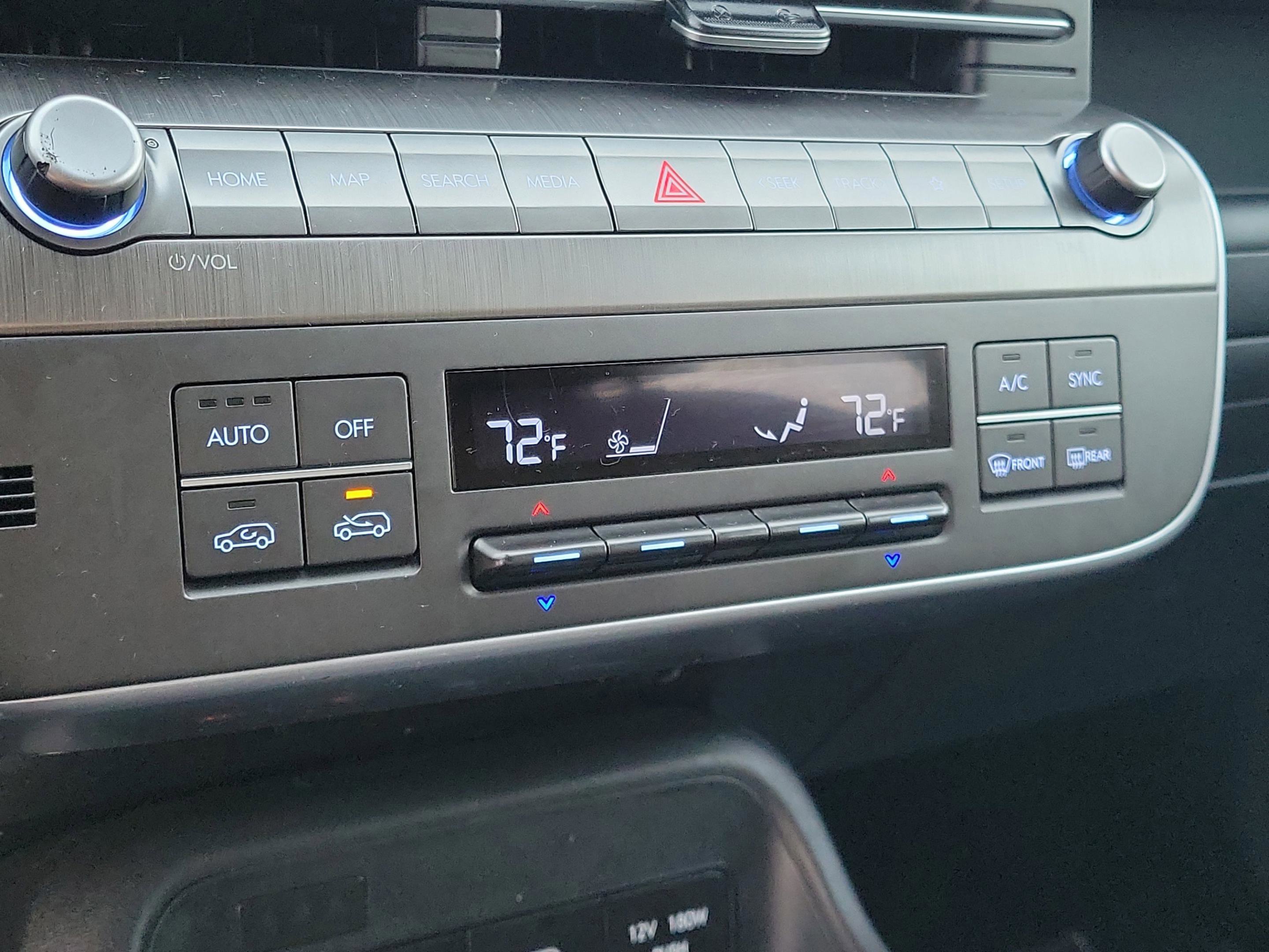 Certified 2024 Hyundai Kona SEL image 27