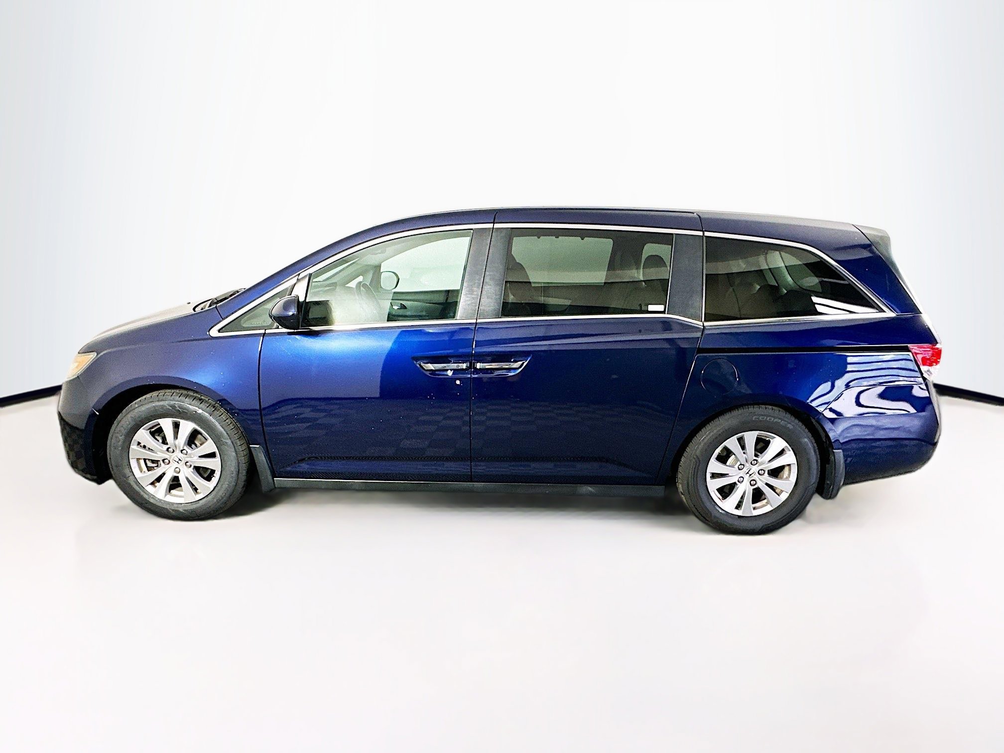 Used 2016 Honda Odyssey EX-L image 4
