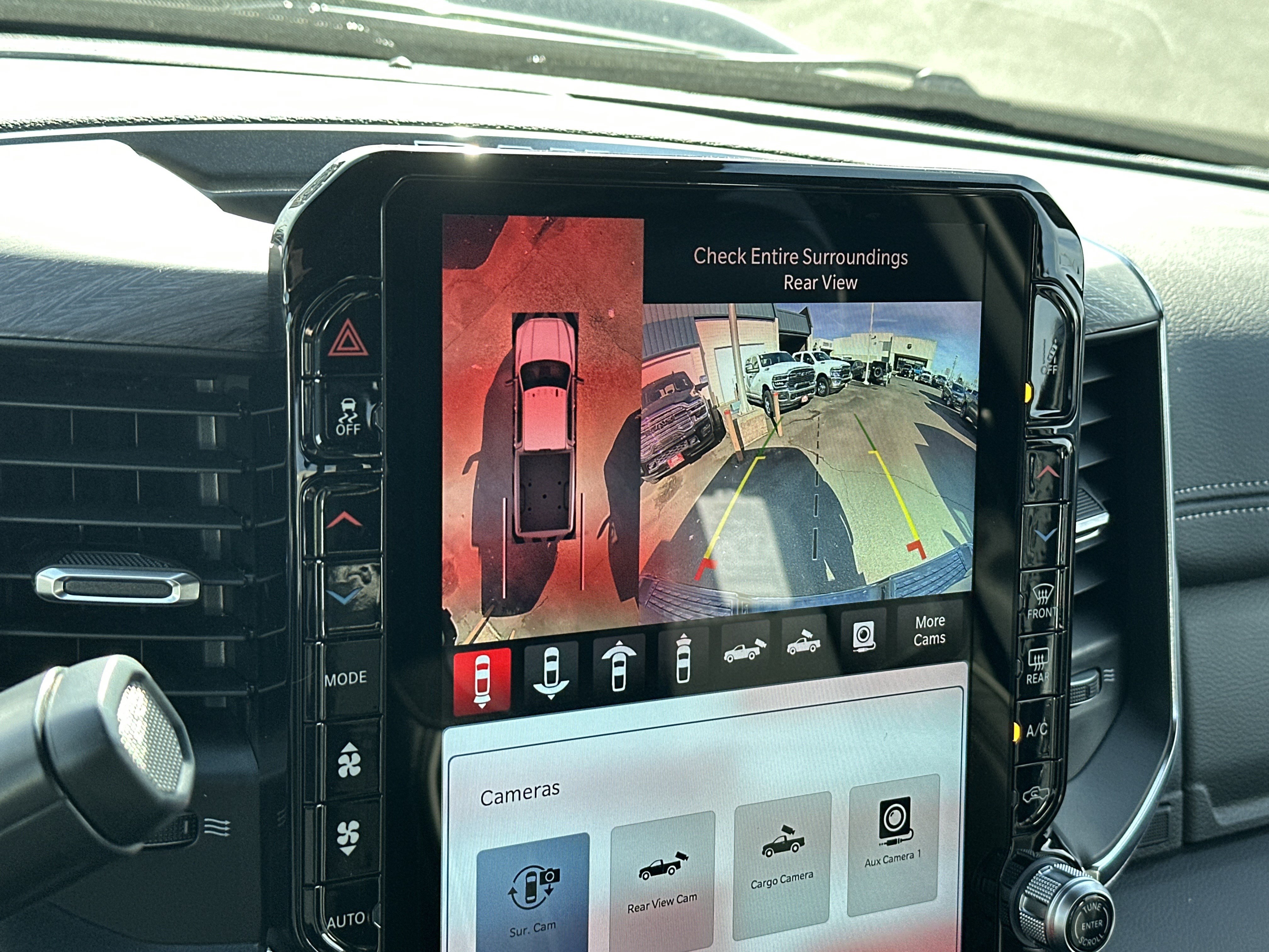 New 2026 RAM 3500 Laramie AWD/4WD image 23