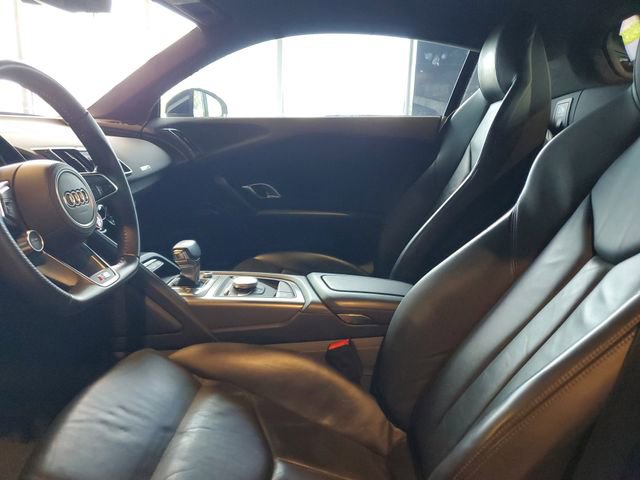 Used 2018 Audi R8 V10 RWD image 13