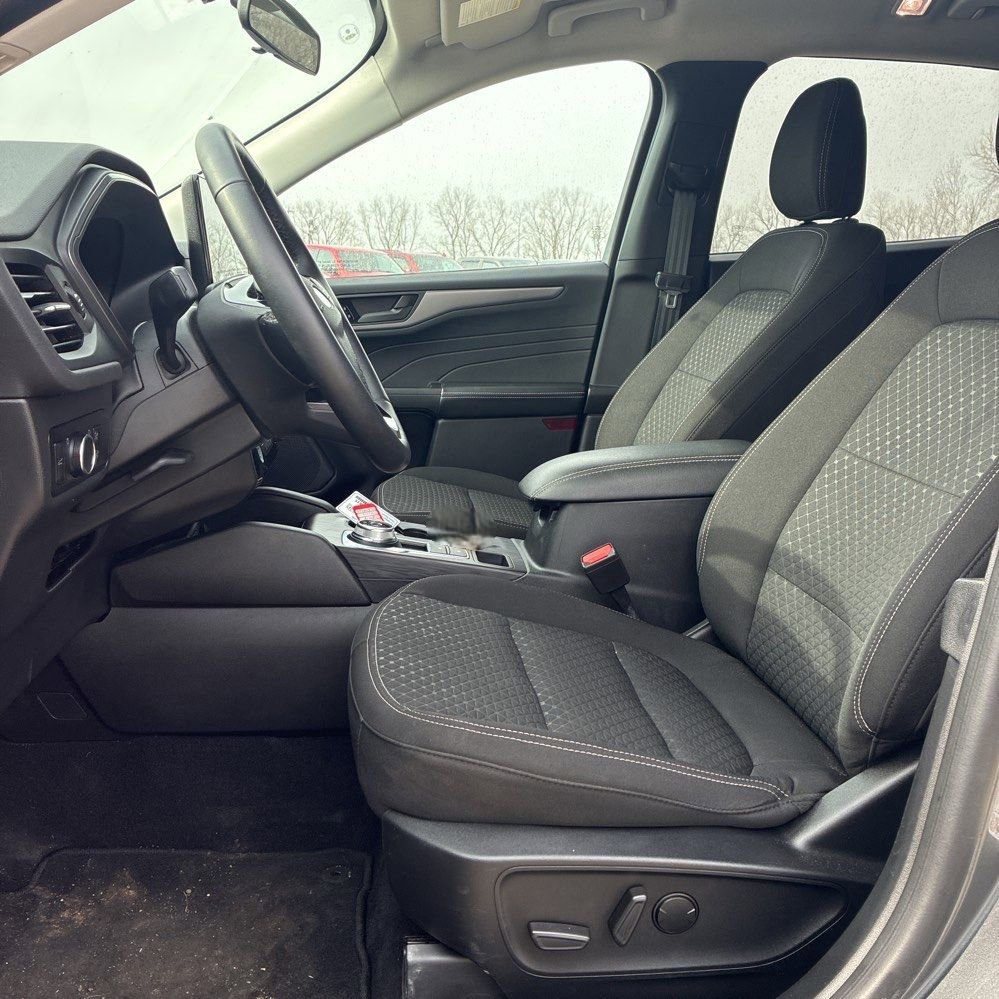 Used 2023 Ford Escape Active w/ Tech Pack #1 image 9