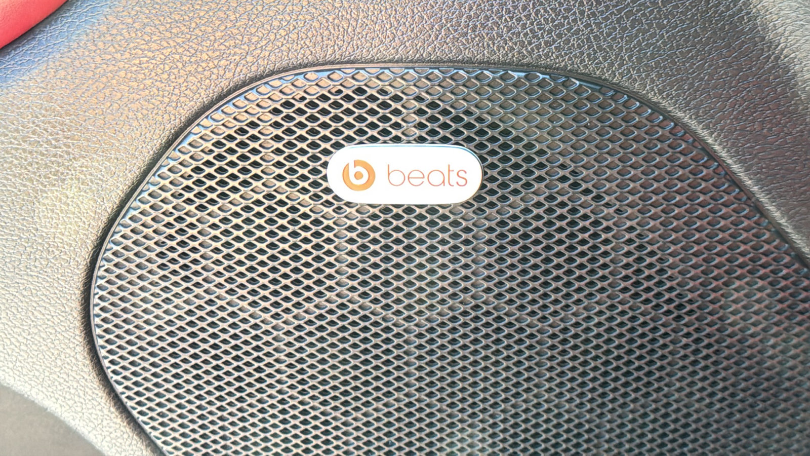 Used 2018 Dodge Durango R/T w/ Technology Group image 30