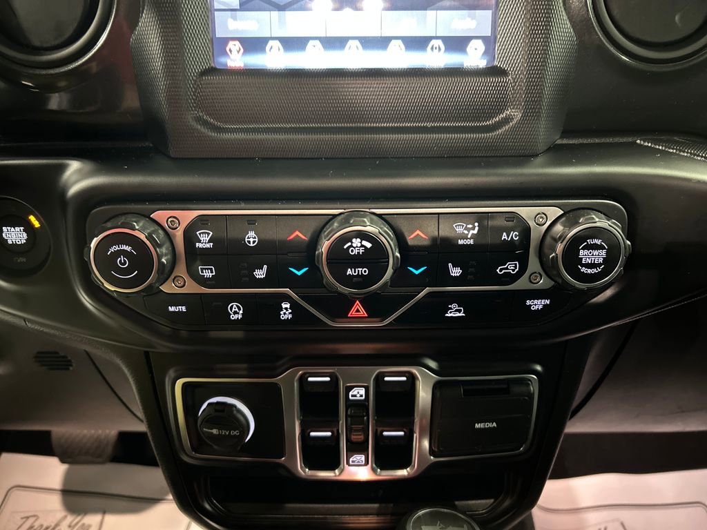 Used 2021 Jeep Wrangler Unlimited Sport image 19