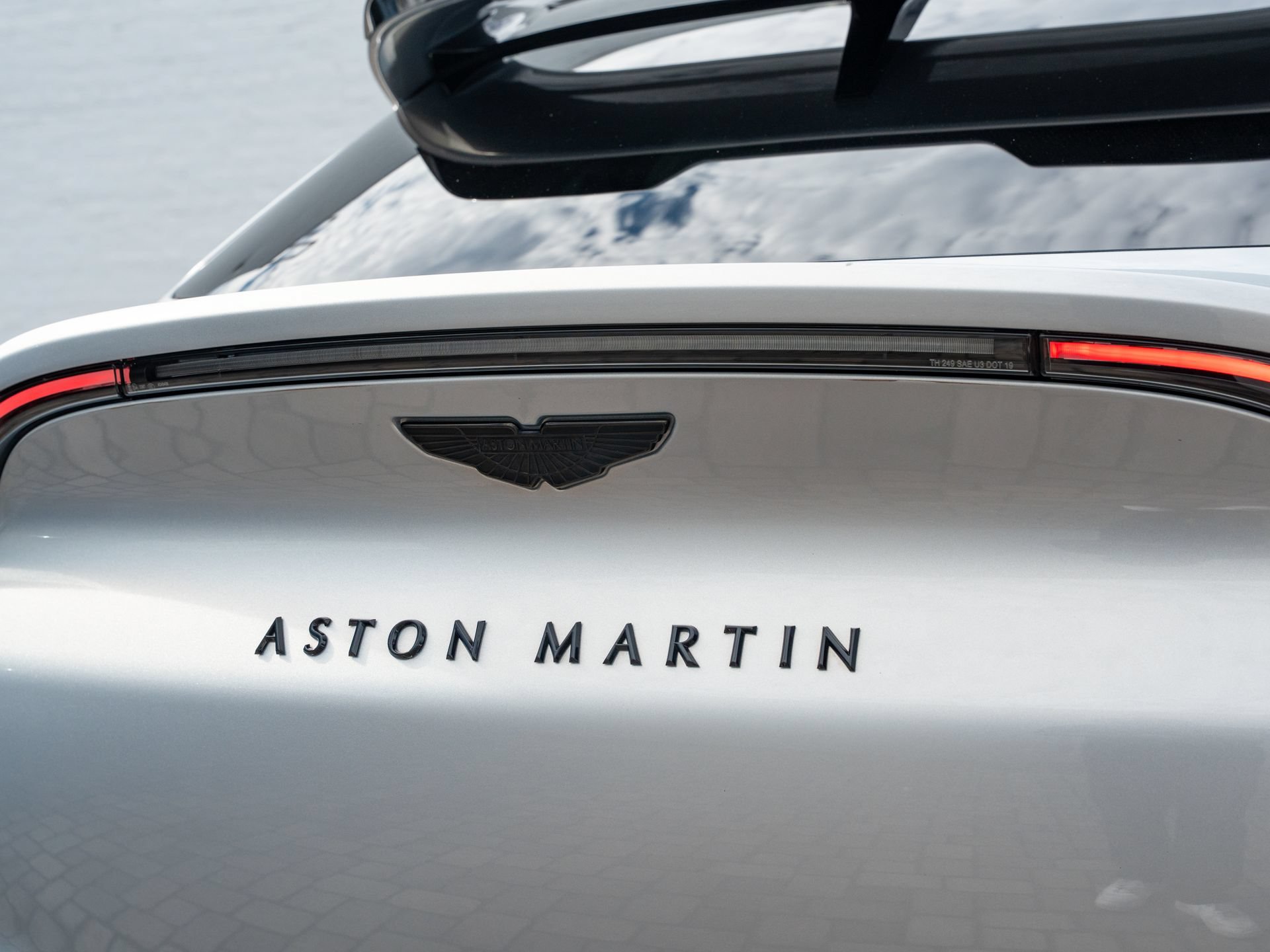 Used 2023 Aston Martin DBX 707 AWD/4WD image 8