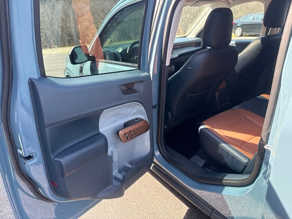 Used 2022 Ford Maverick Lariat w/ Lariat Luxury Package AWD/4WD image 29
