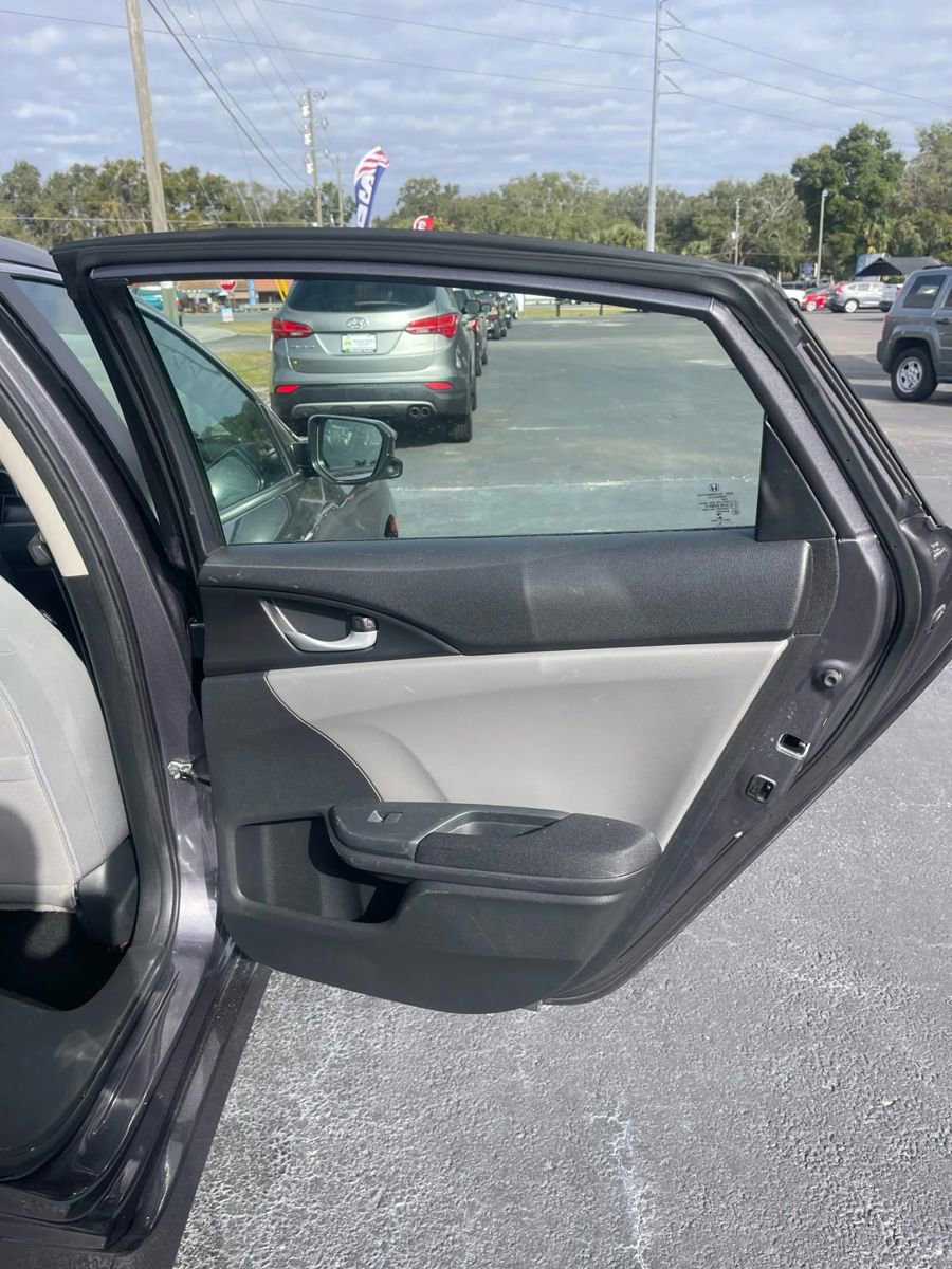 Used 2016 Honda Civic EX-T image 17