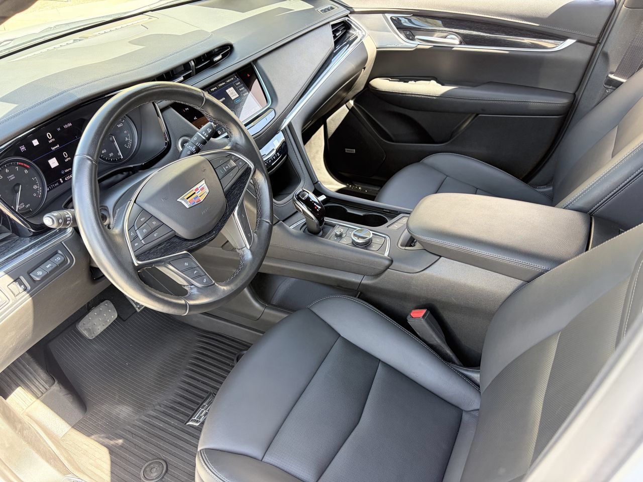 Certified 2023 Cadillac XT5 Premium Luxury w/ Technology Package AWD/4WD image 19
