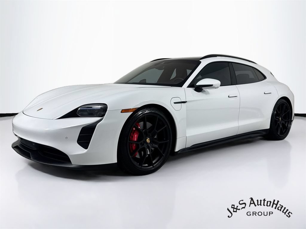 Used 2022 Porsche Taycan GTS AWD/4WD image 3