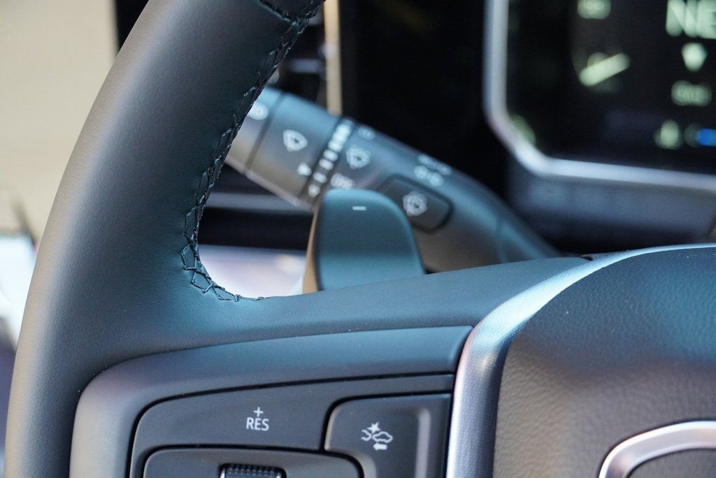 New 2026 GMC Sierra 1500 SLT image 15