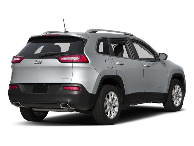 Certified 2017 Jeep Cherokee Latitude w/ Safety/Convenience Group AWD/4WD image 2