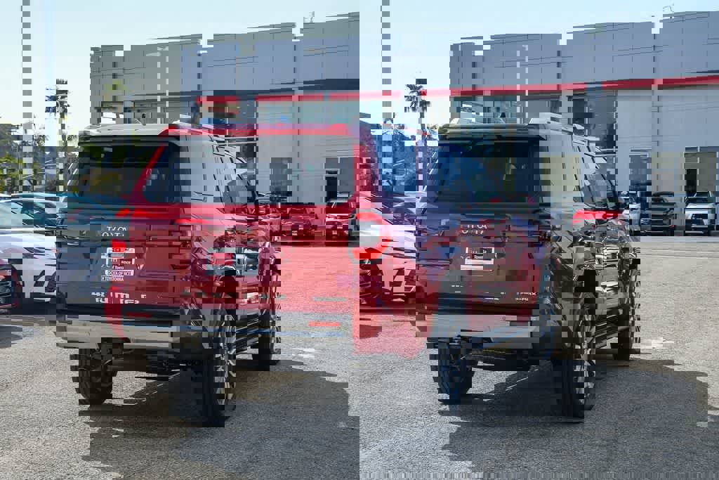 New 2026 Toyota 4Runner Limited image 7